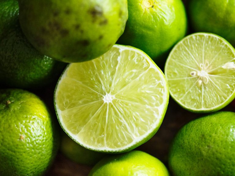 6 Health Benefits of Limes